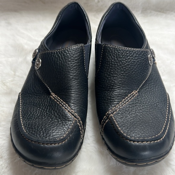 Clarks Slip On Shoes EUC - Picture 6 of 17